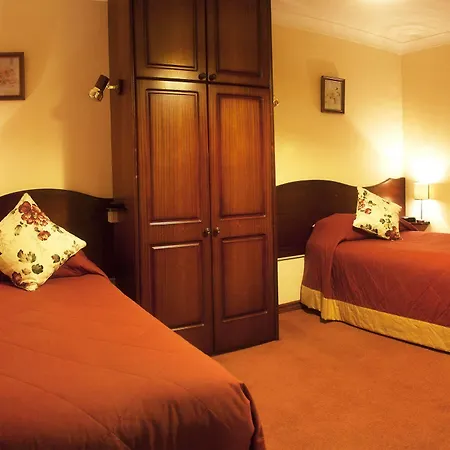 Hazelbrook 4* Westport